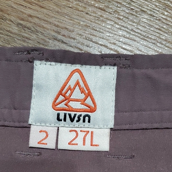 LIVSN Gray Ankle Cropped Pants with Relaxed Fit and Durable Fabric - Picture 2 of 10